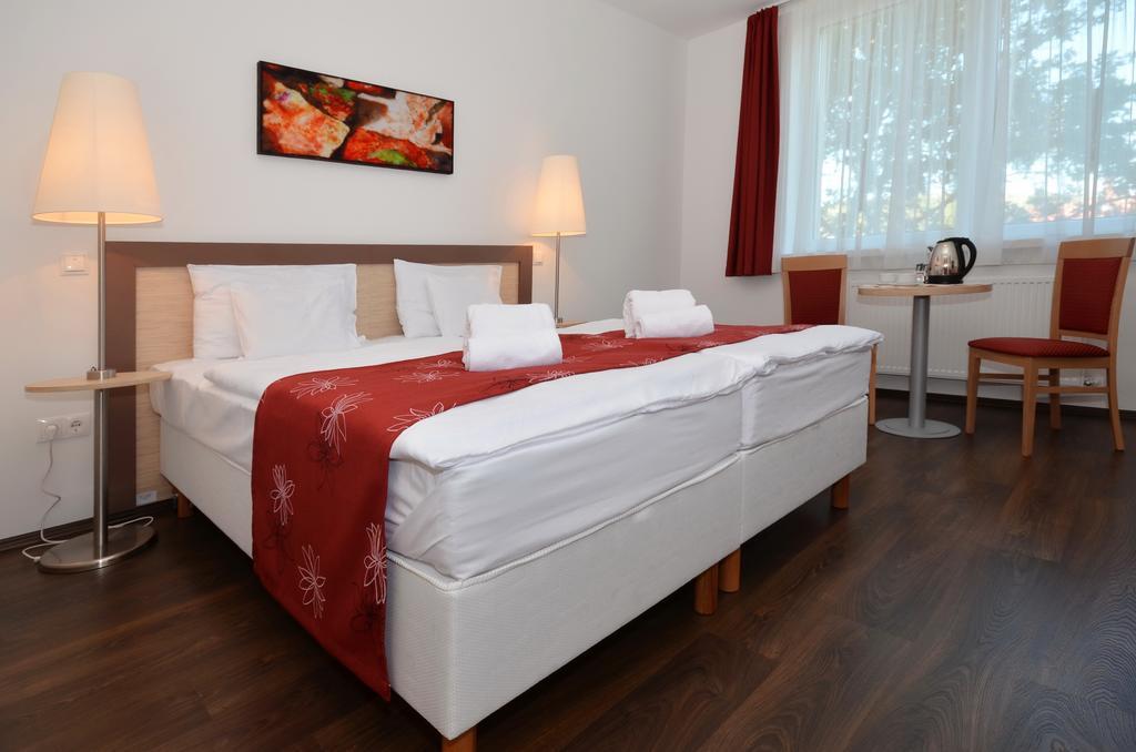 Hotel Opal Superior - Adults Only Дьёндьёш Экстерьер фото